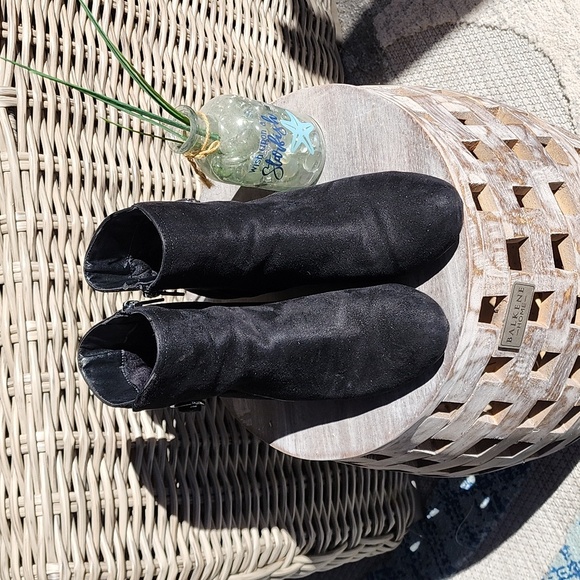 IMPO Gillianna Black Faux Suede Wedge Ankle Bootie  Womens 6.5M - Picture 2 of 5